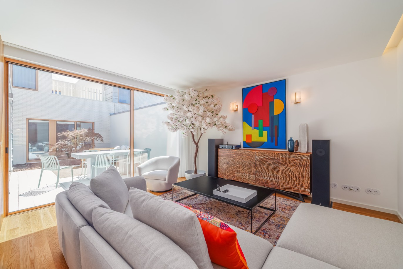 House in Aveiro - view 1