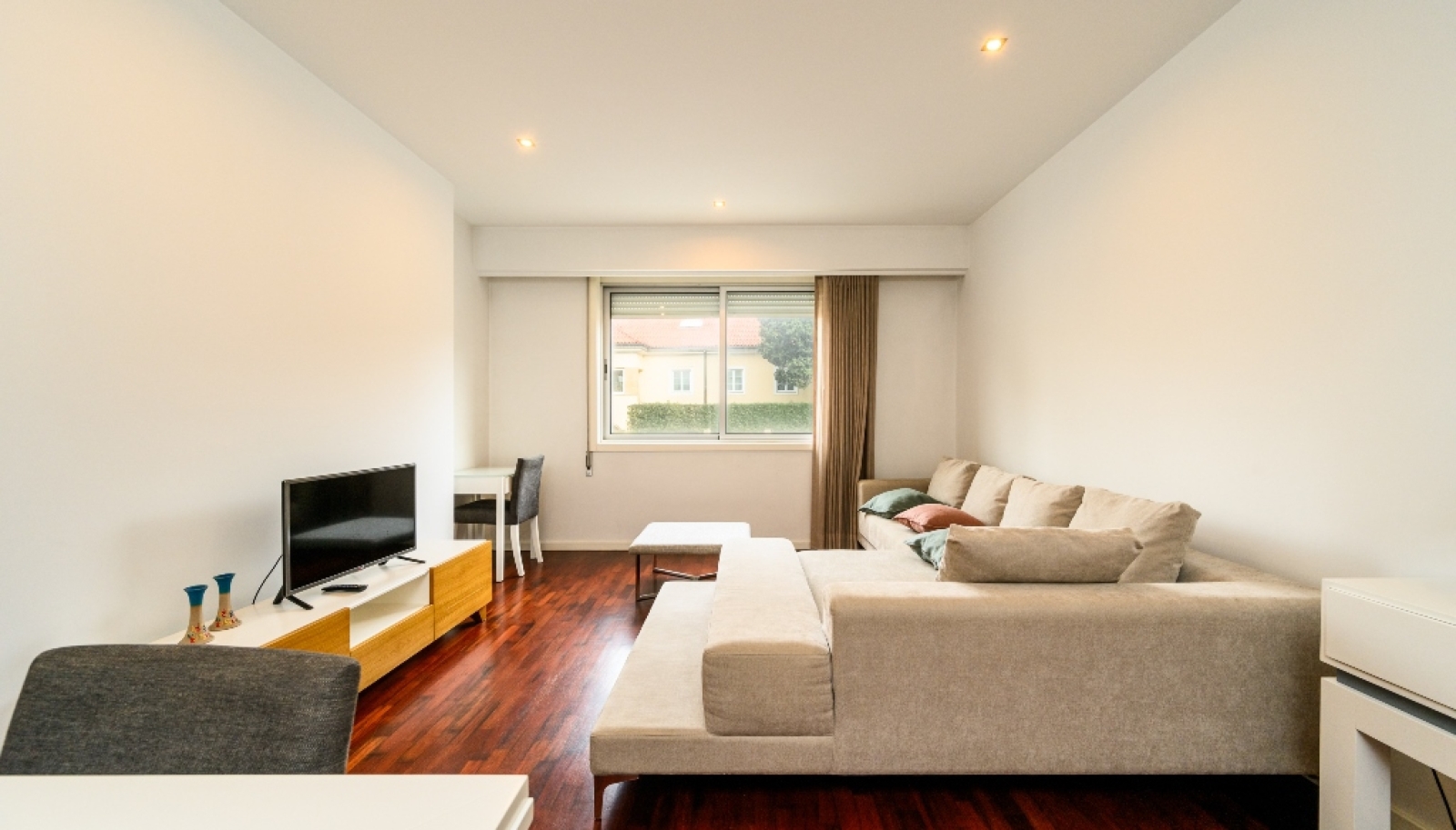 House in Senhora do Porto - view 1