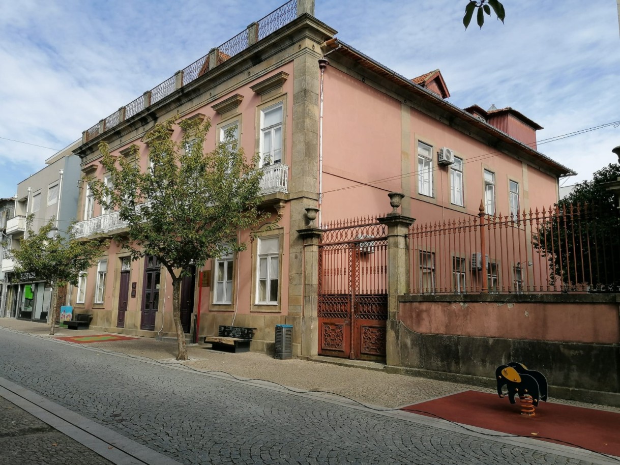 House in Oliveira de Azemeis - view 1