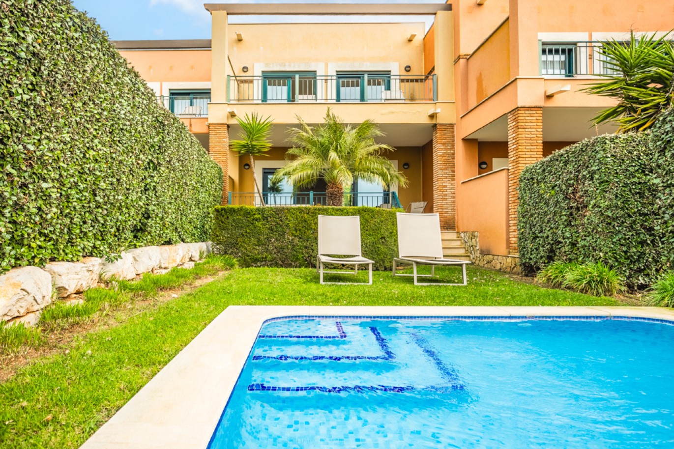 House in Lagoa - view 1