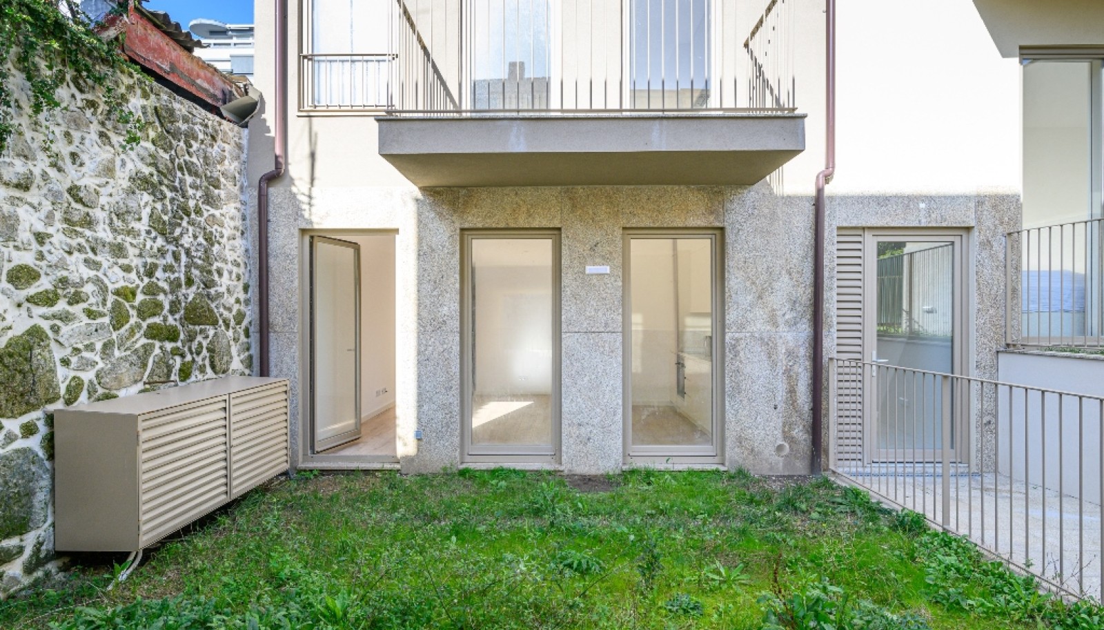 House in Porto - view 1