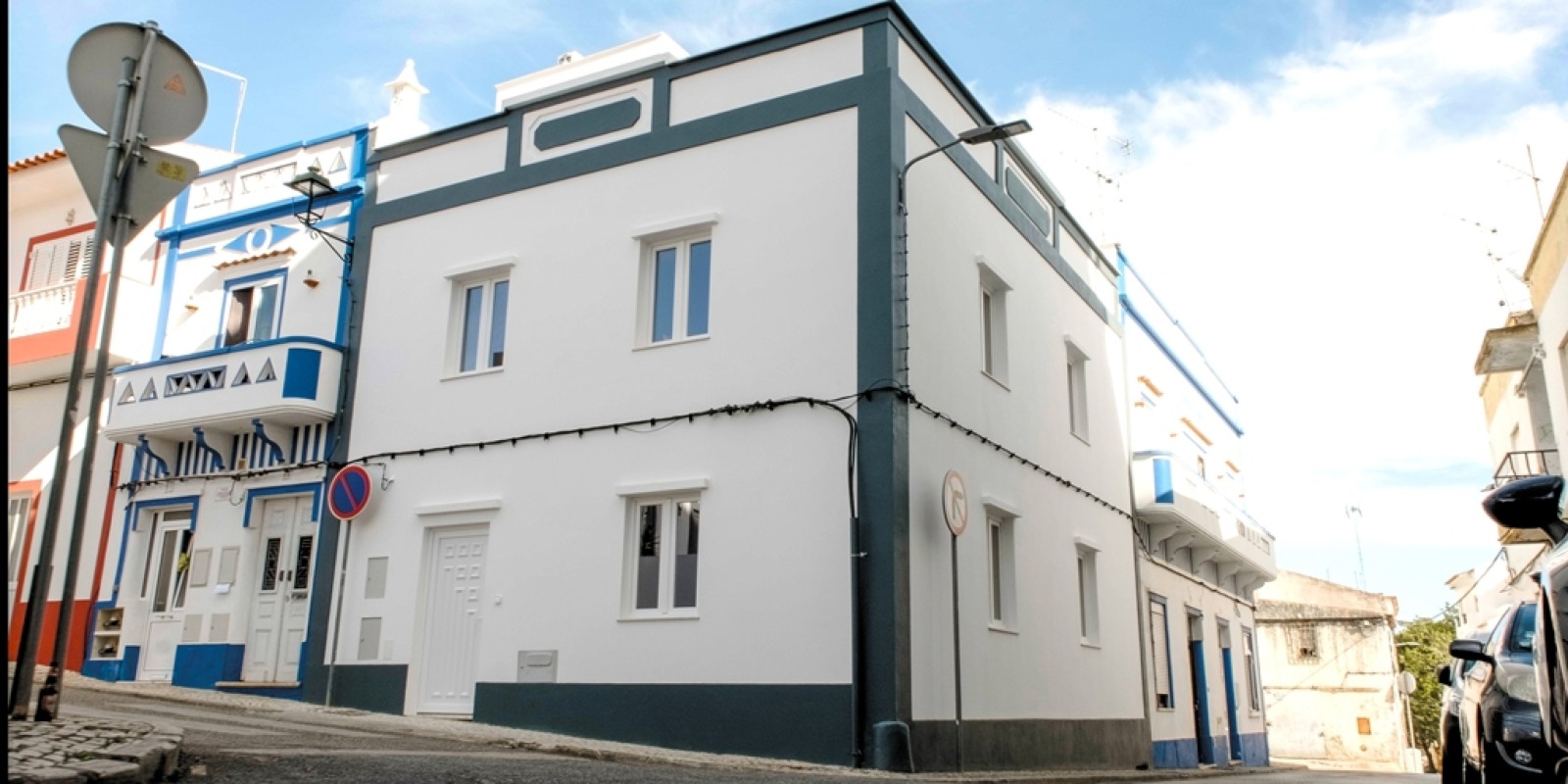 House in Lagoa - view 1