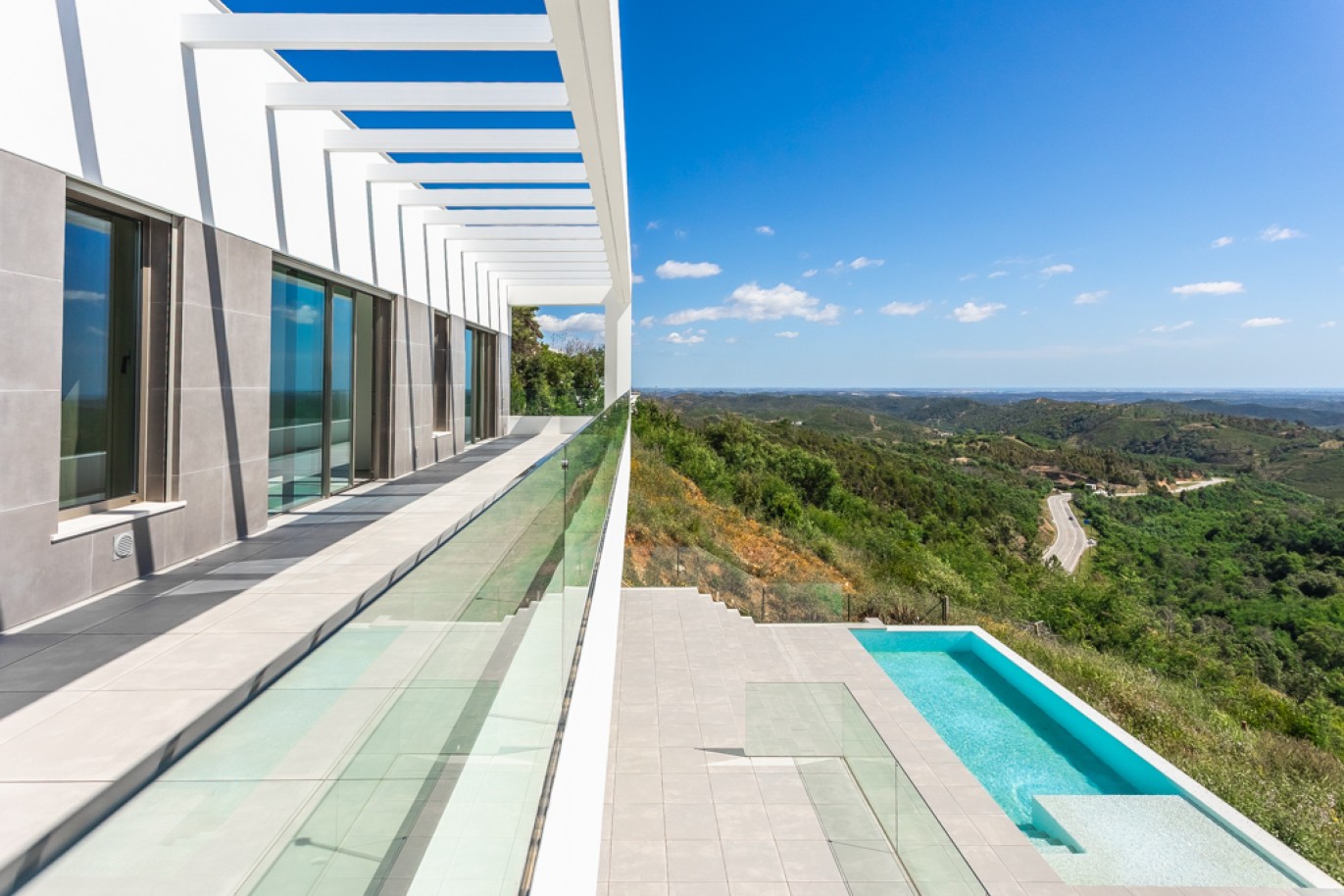 House in Monchique - view 1