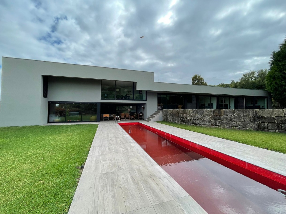 House in Santo Tirso - view 1