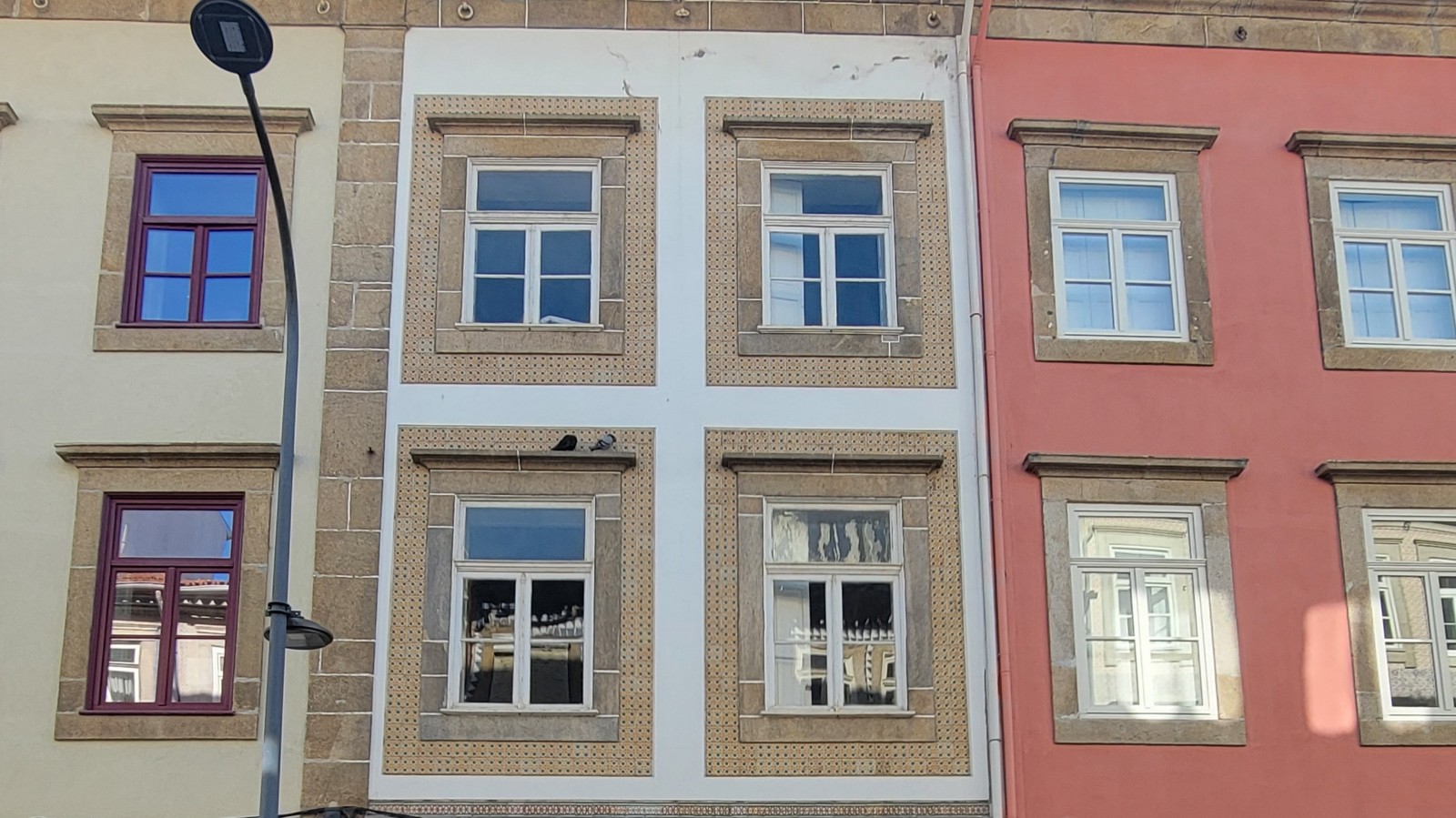 House in Porto - view 1
