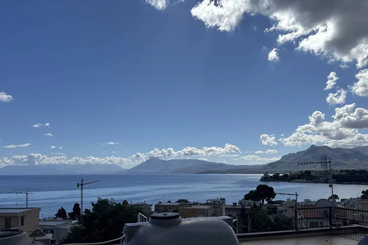 Apartment in Santa Flavia - view 1