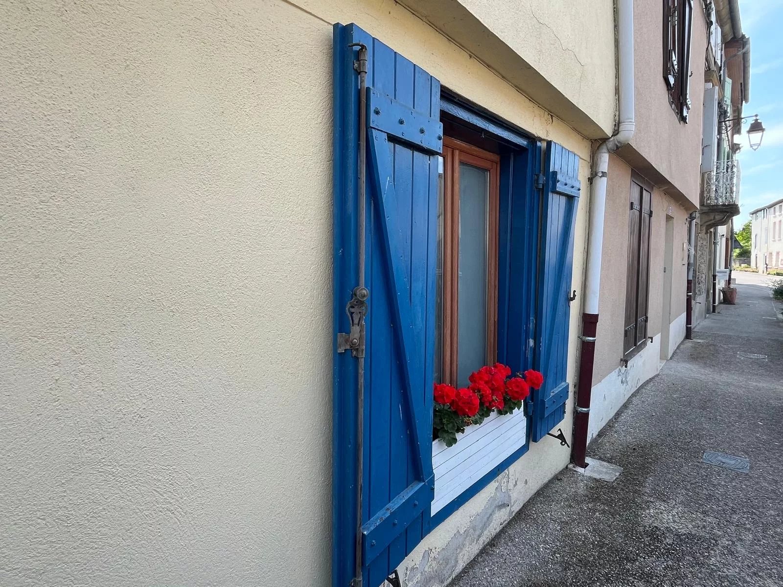 House in Sainte-Colombe-sur-l'Hers - view 1