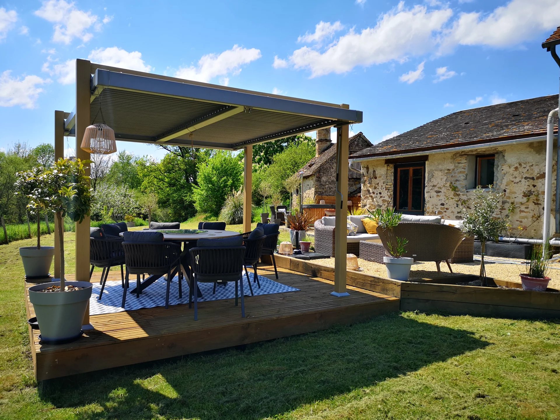 House in Tilly - view 1