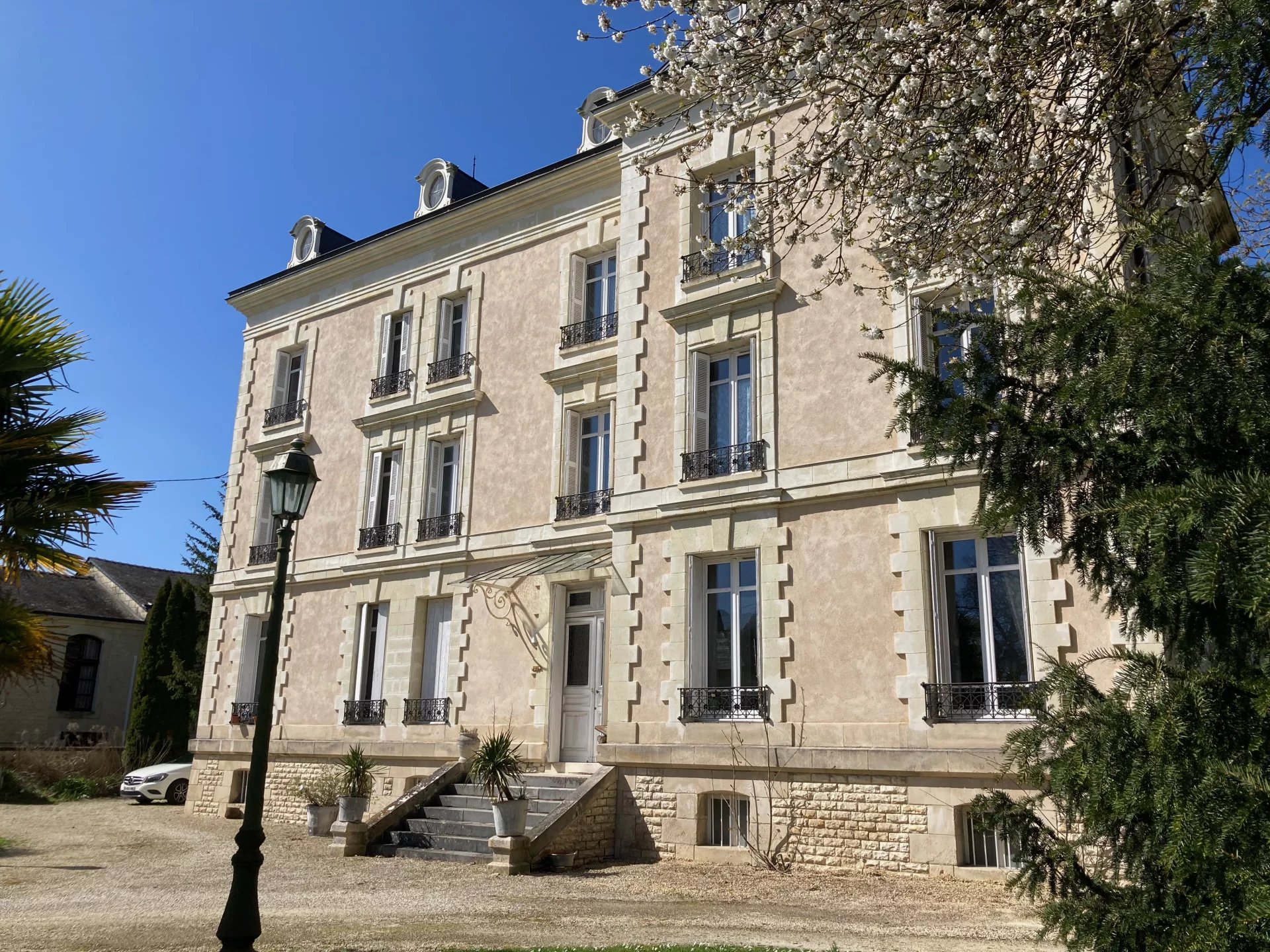 House in Loudun - view 1