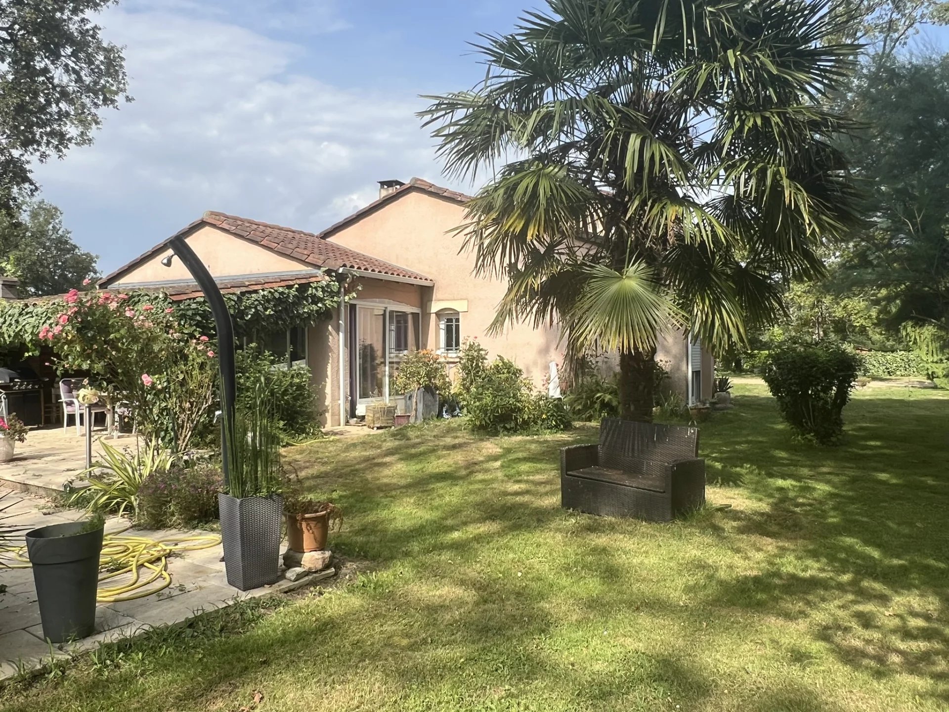 House in Saint-Estephe - view 1