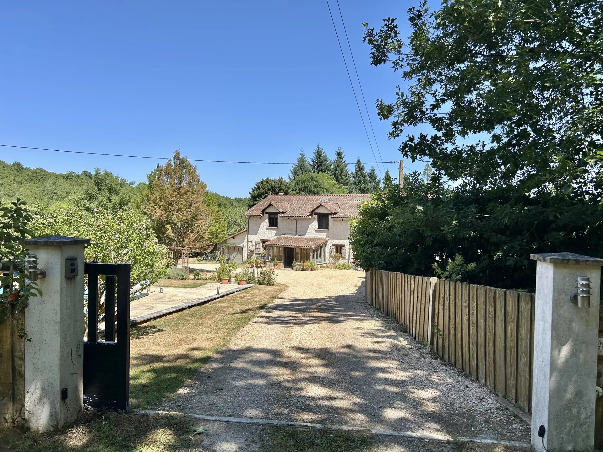 House in Pressac - view 1