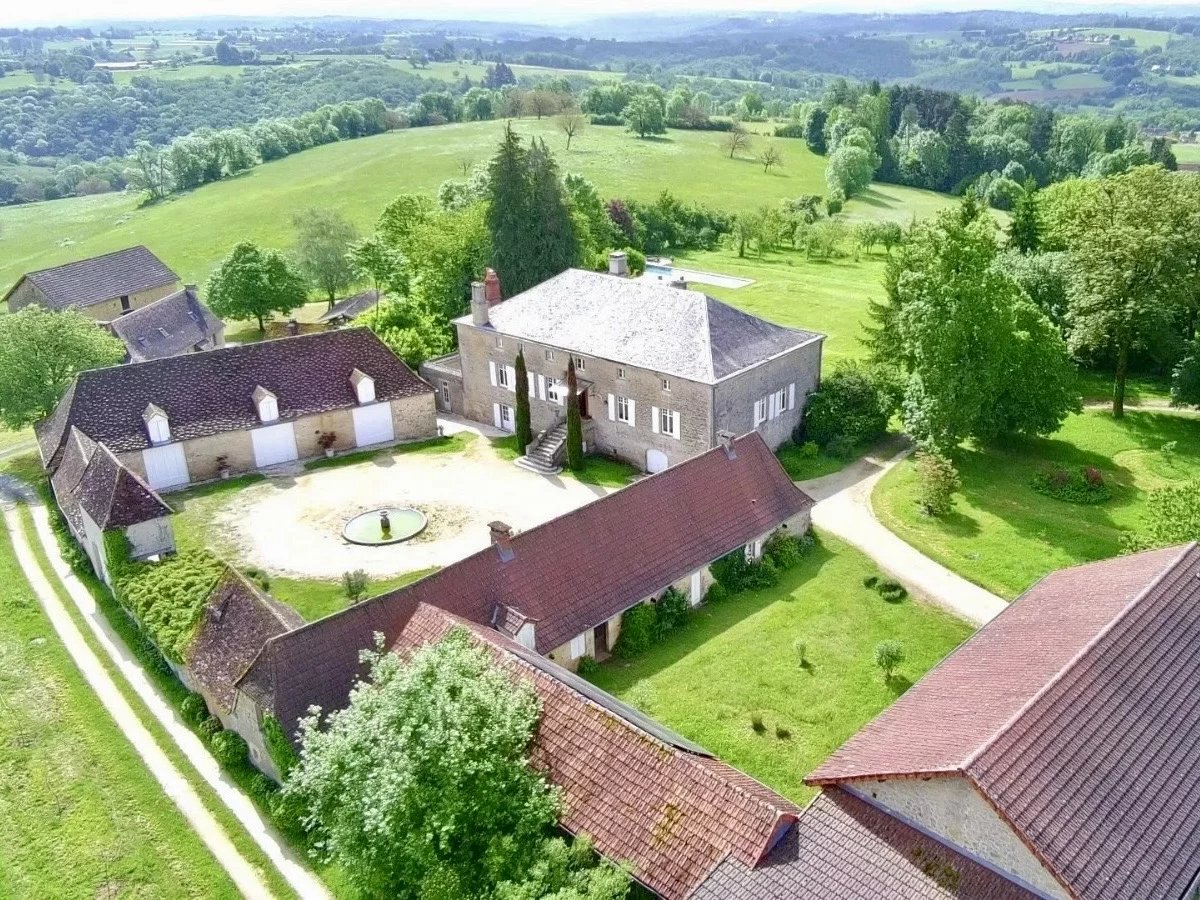 House in Excideuil - view 1