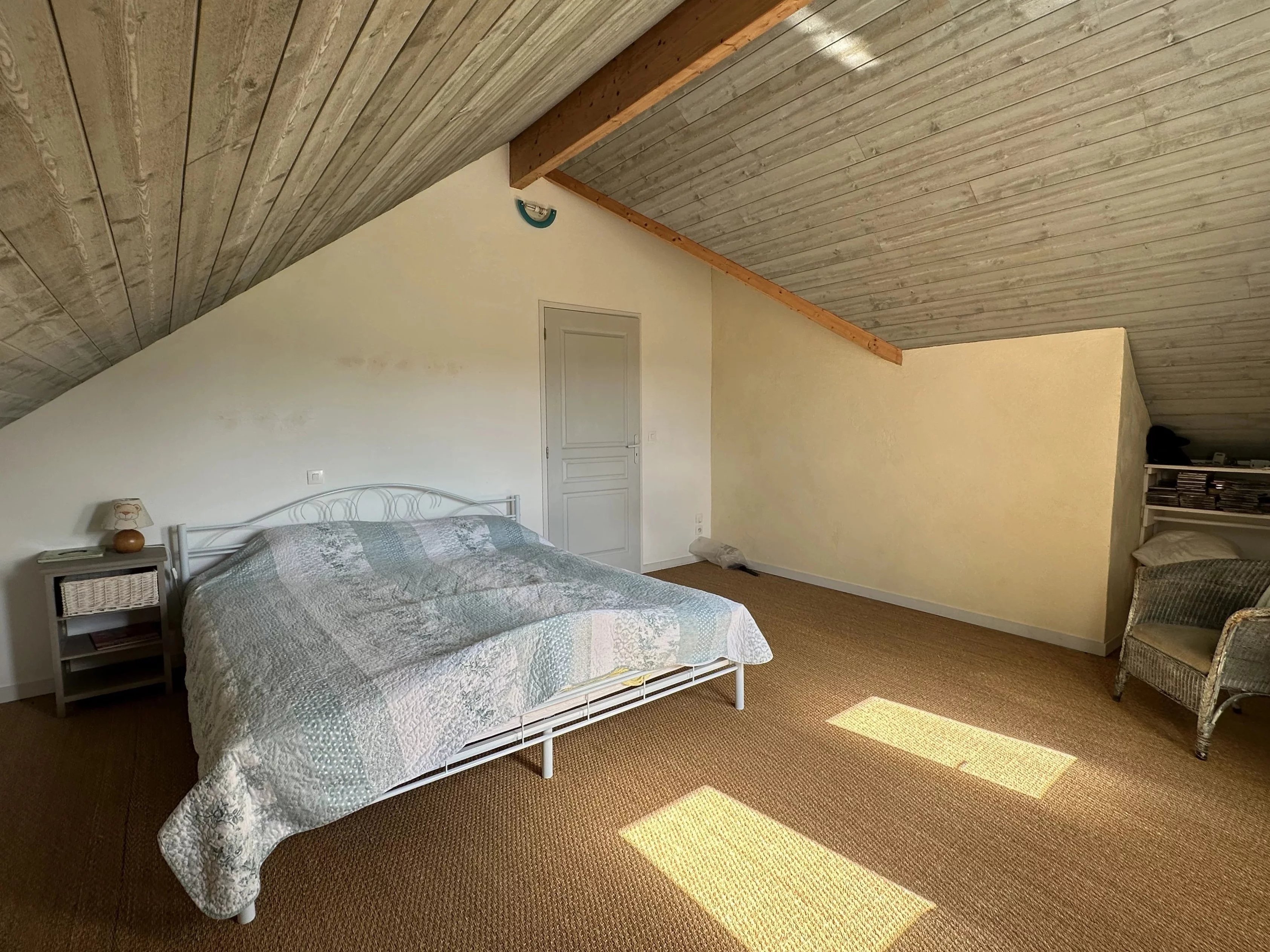 House in Saint-Meard-de-Gurcon - view 1