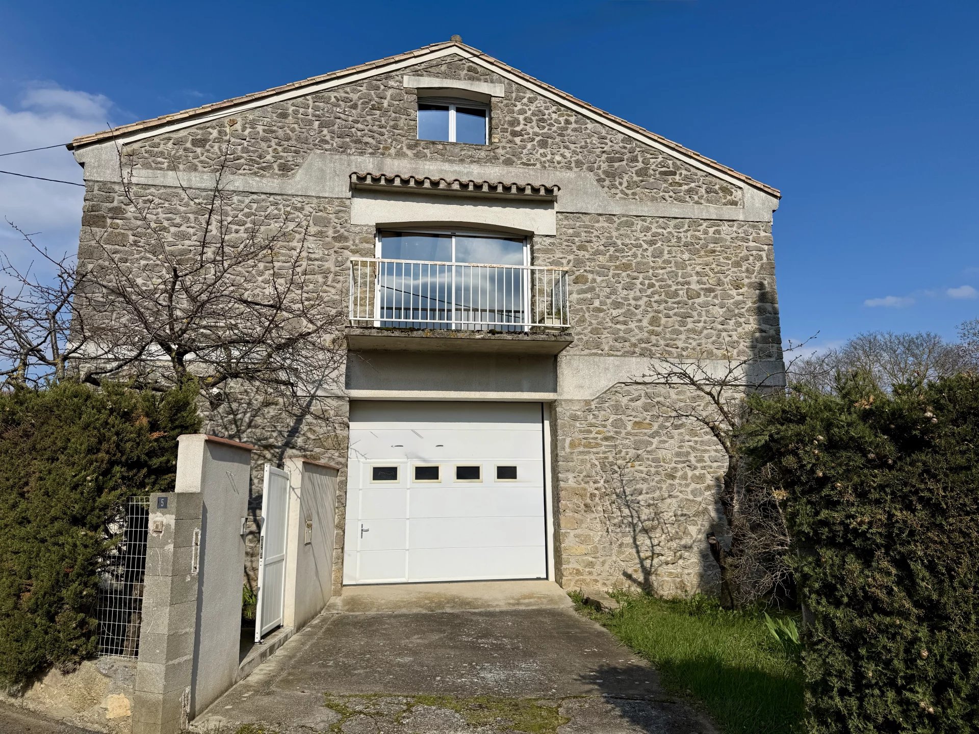 House in Carcassonne - view 1
