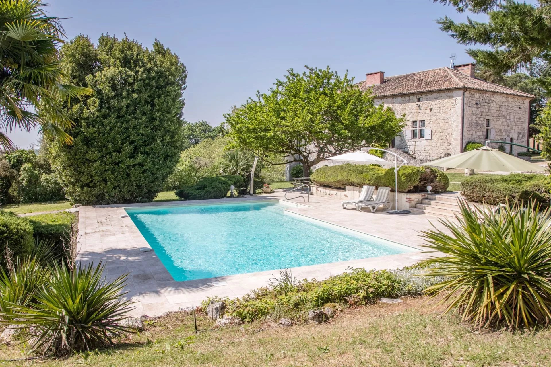 House in Beauville - view 1