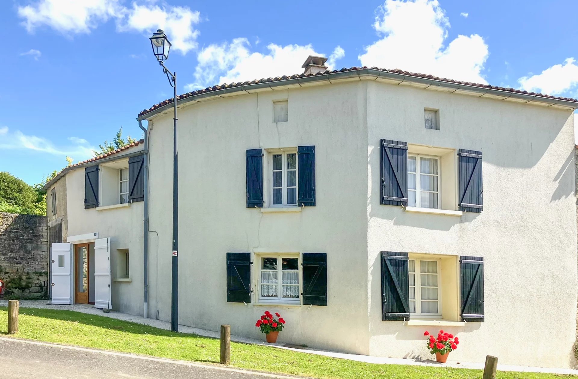 House in Rouillac - view 1