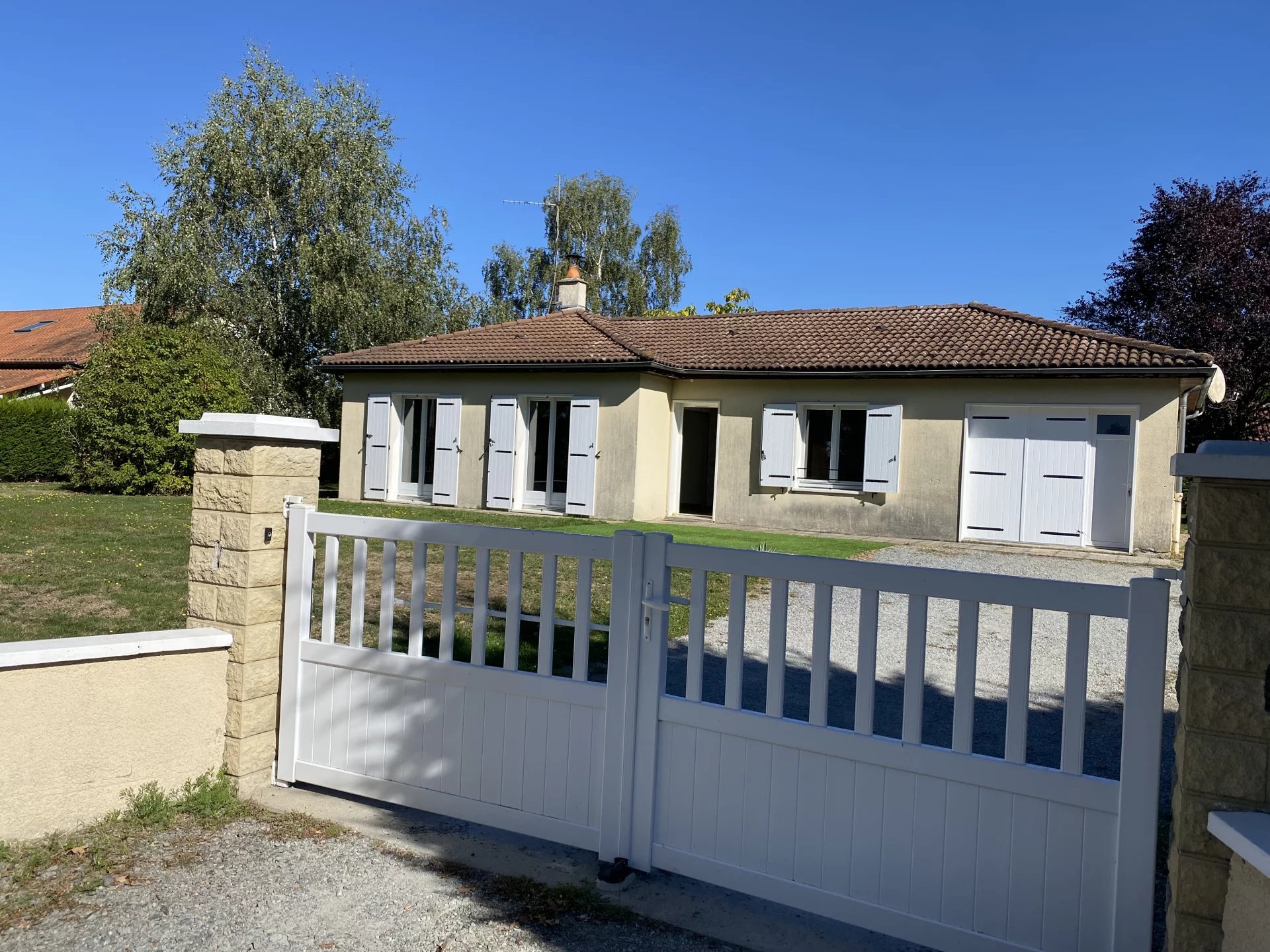 House in Magnac-Laval - view 1