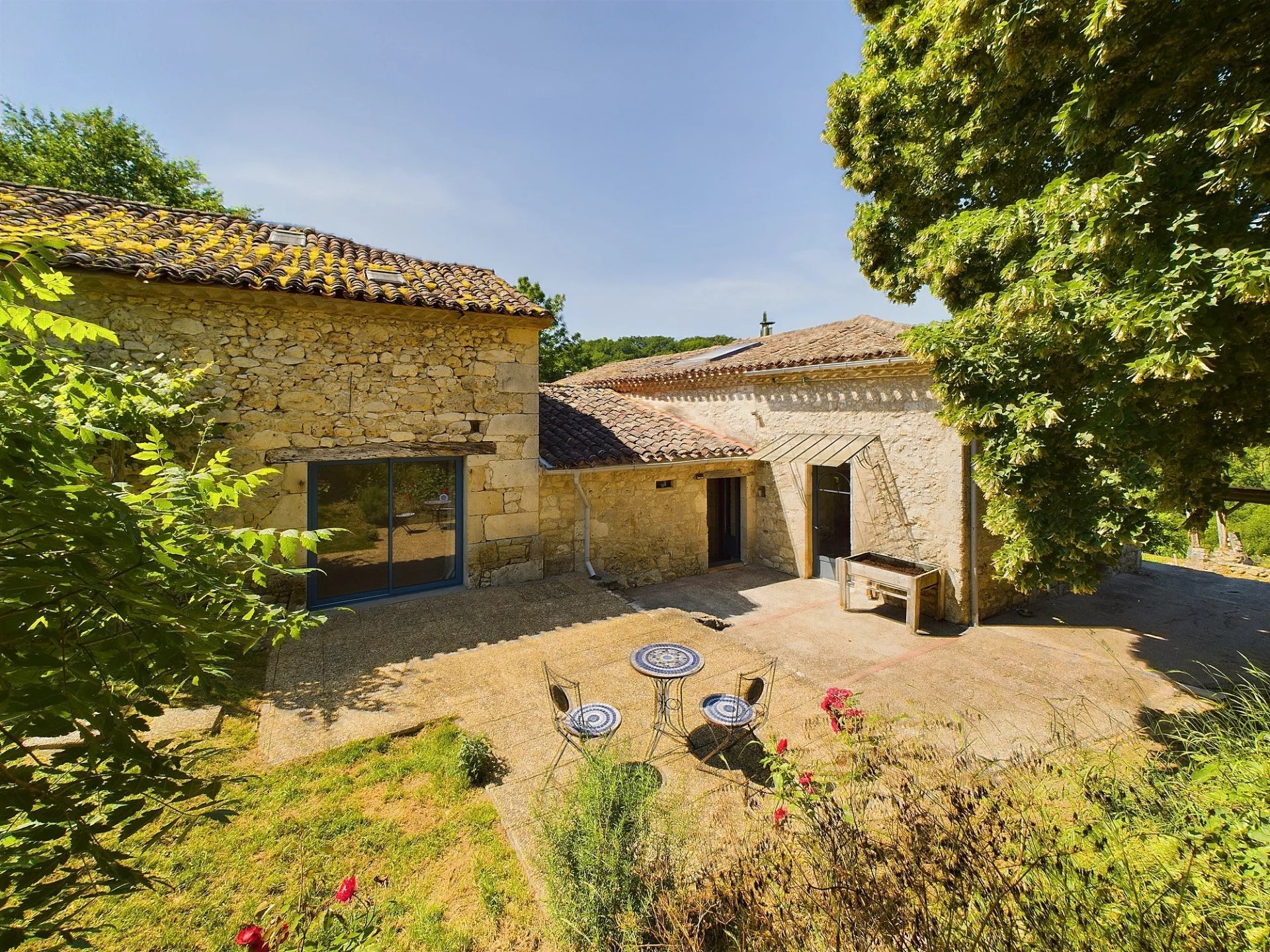 House in Beauville - view 1