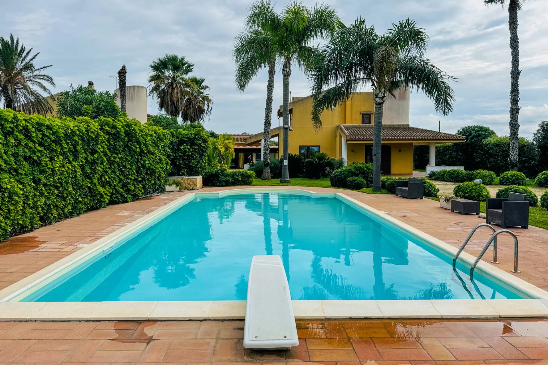 Villa in Marsala - view 1