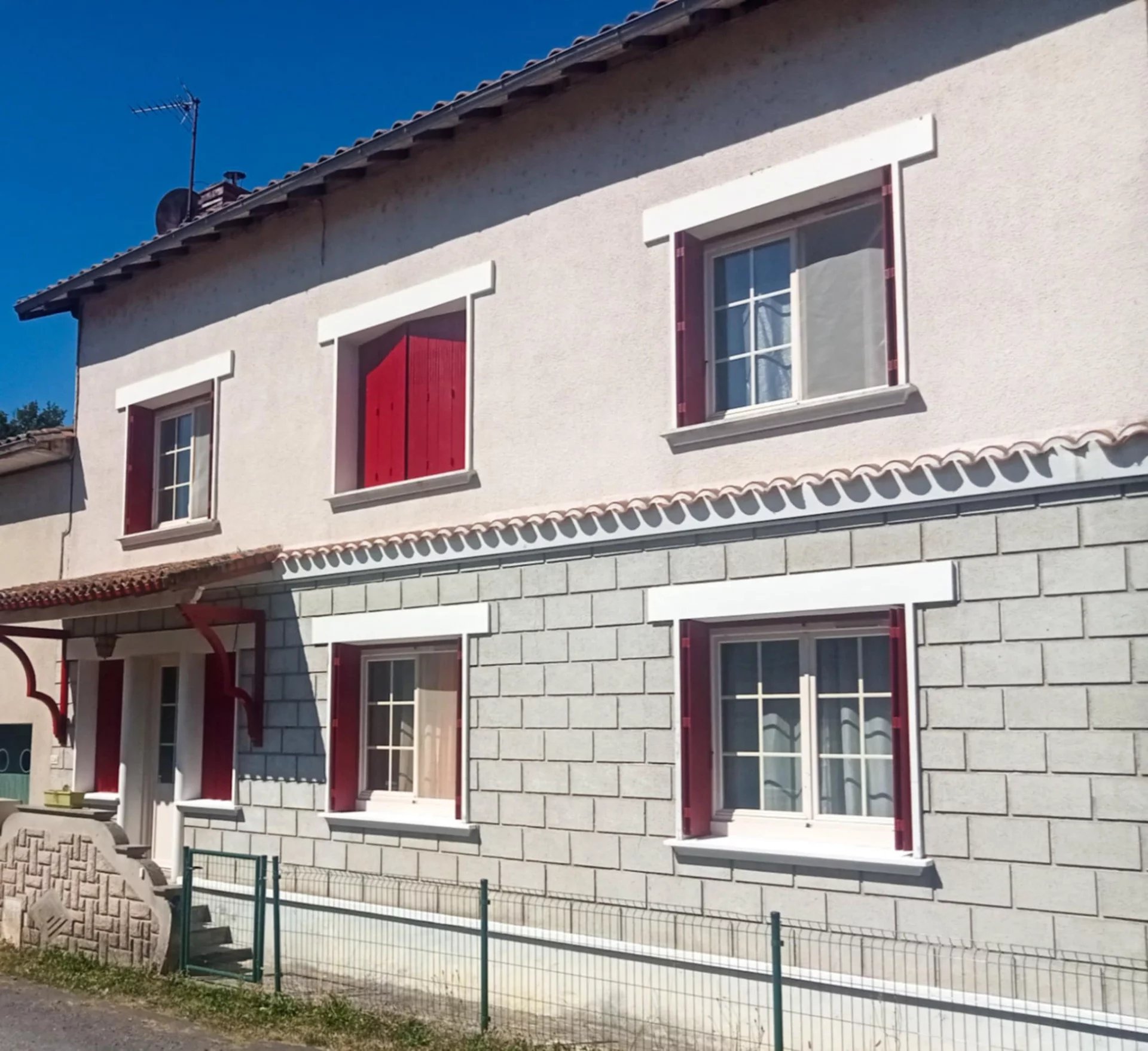 House in Chabanais - view 1