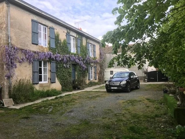 House in Saint-Bonnet-de-Bellac - view 1
