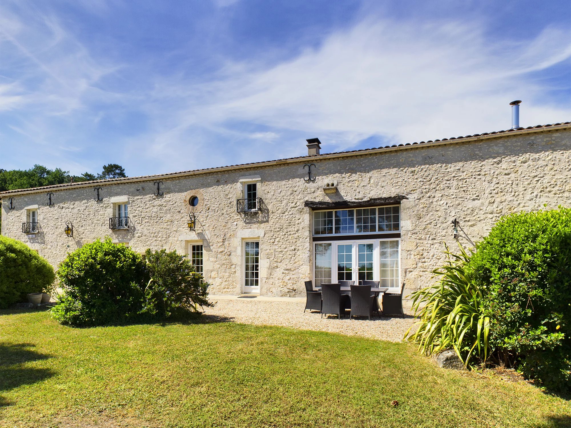 House in Sainte-Foy-la-Grande - view 1