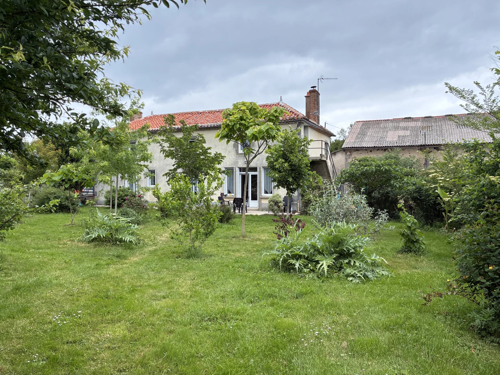 House in Bussiere-Poitevine - view 1