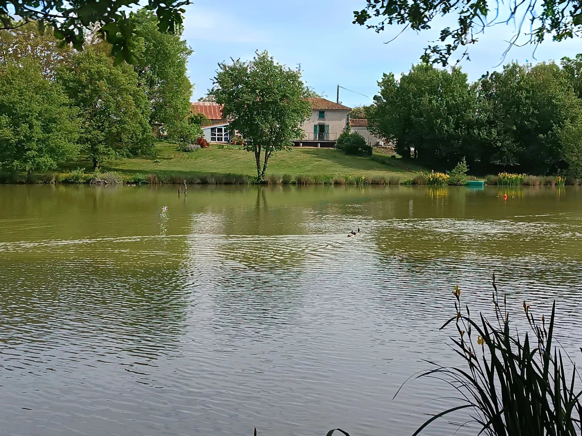 House in L'Isle-Jourdain - view 1