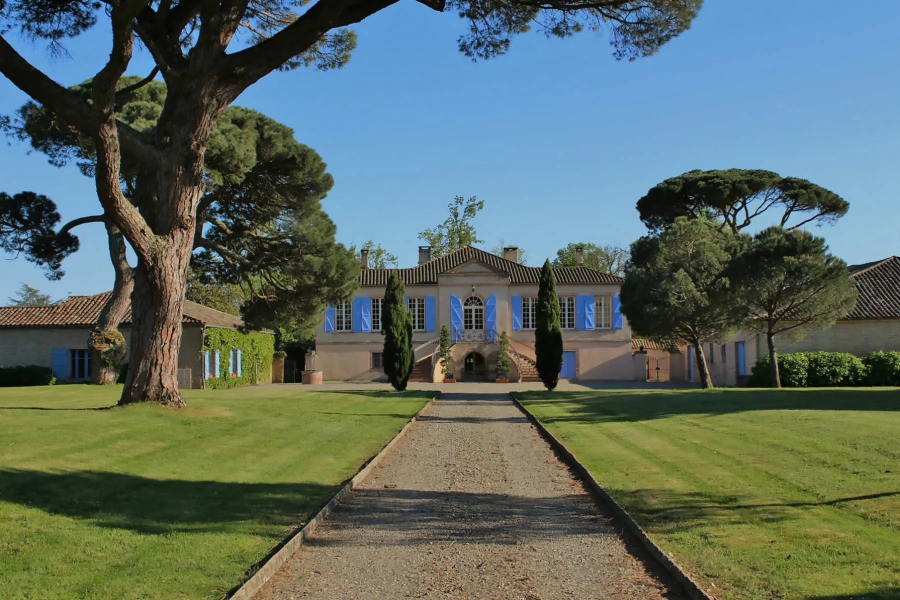 House in Montauban - view 1