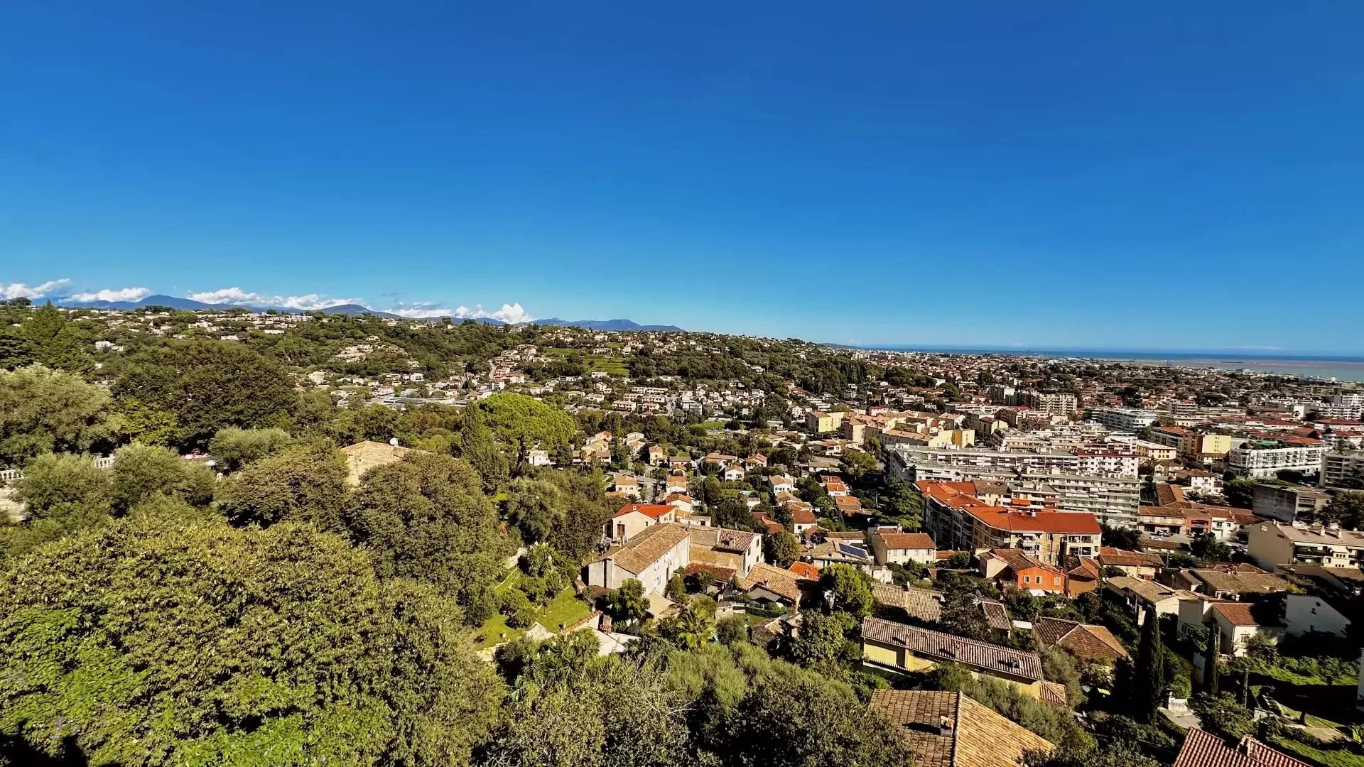 House in Cagnes-sur-Mer - view 1
