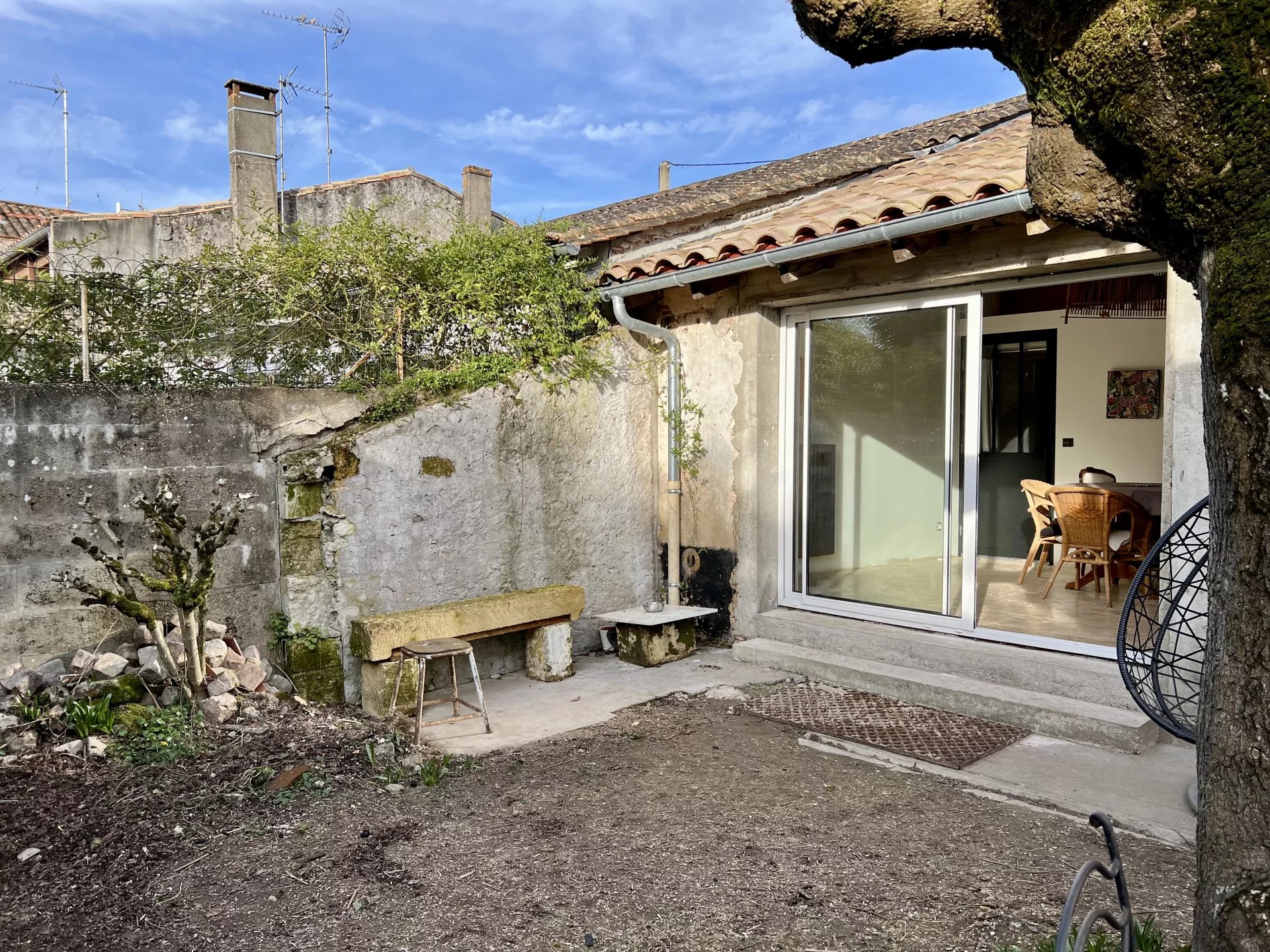 House in Sainte-Foy-la-Grande - view 1