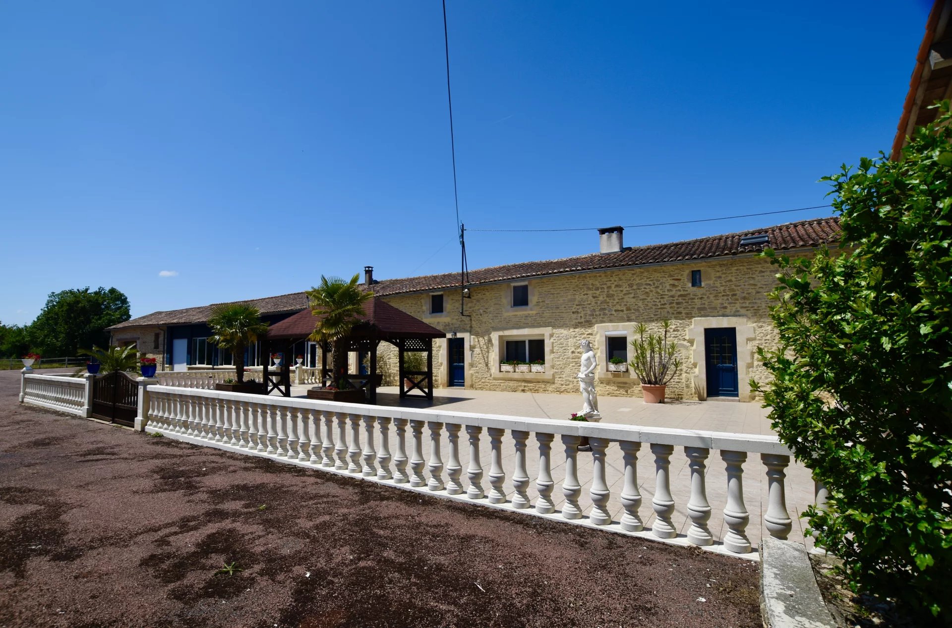 House in Villefagnan - view 1