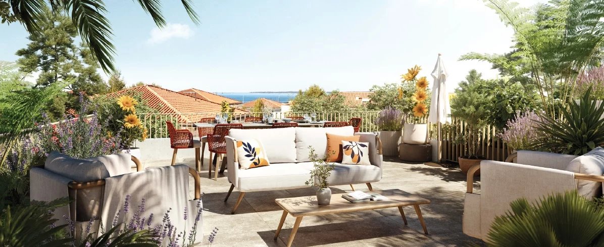 Apartment in Antibes - view 1