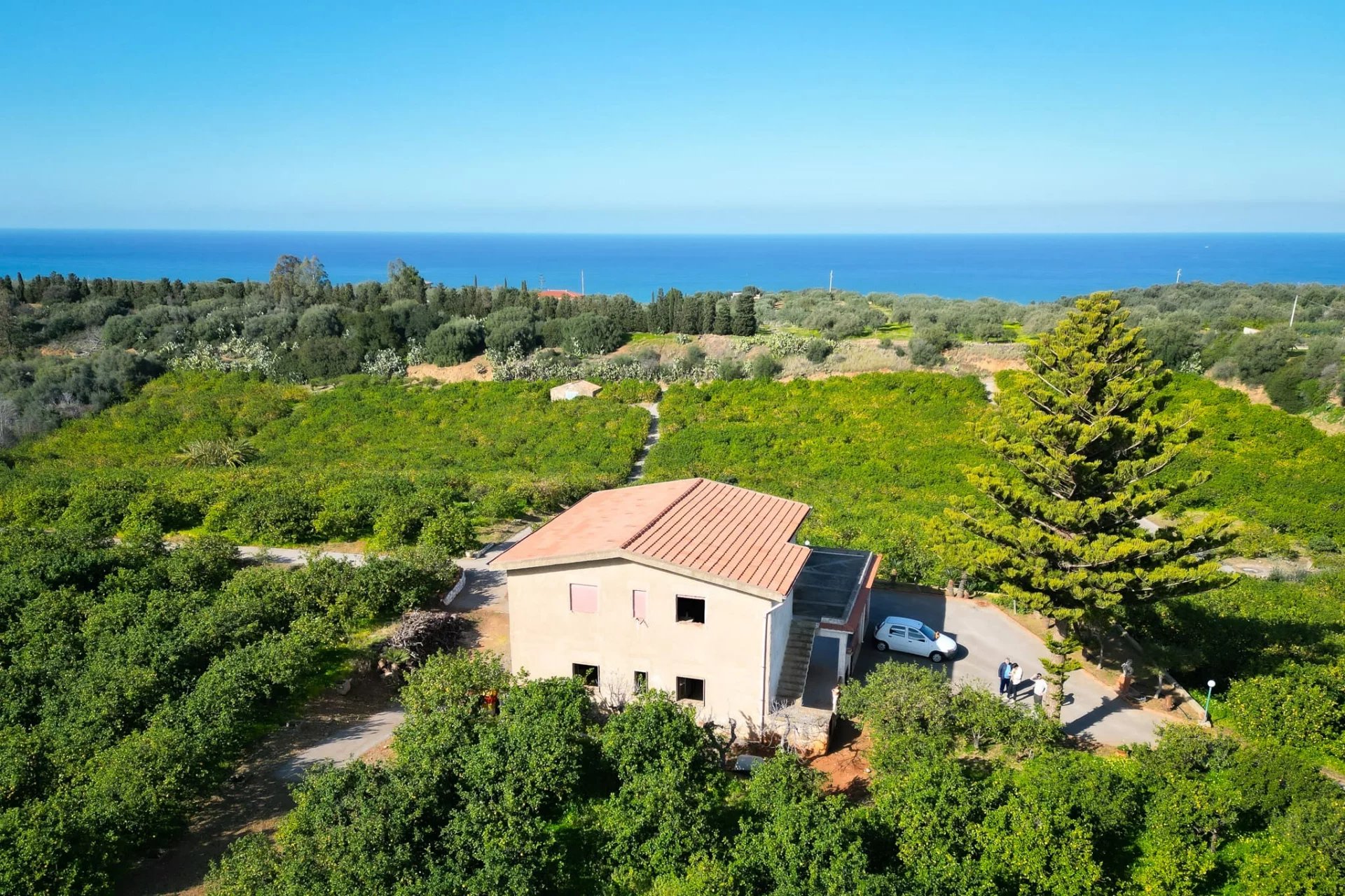 House in Campofelice di Roccella - view 1