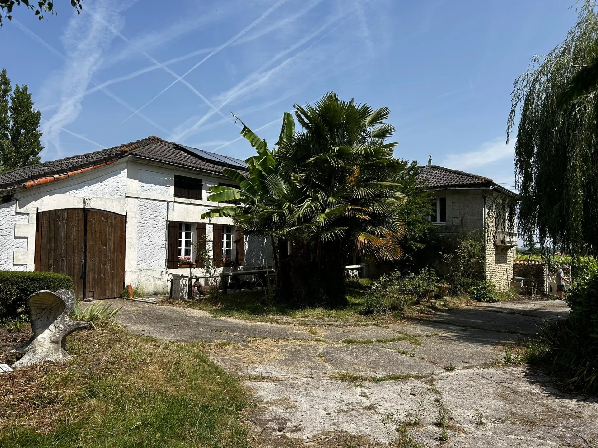 House in Jonzac - view 1