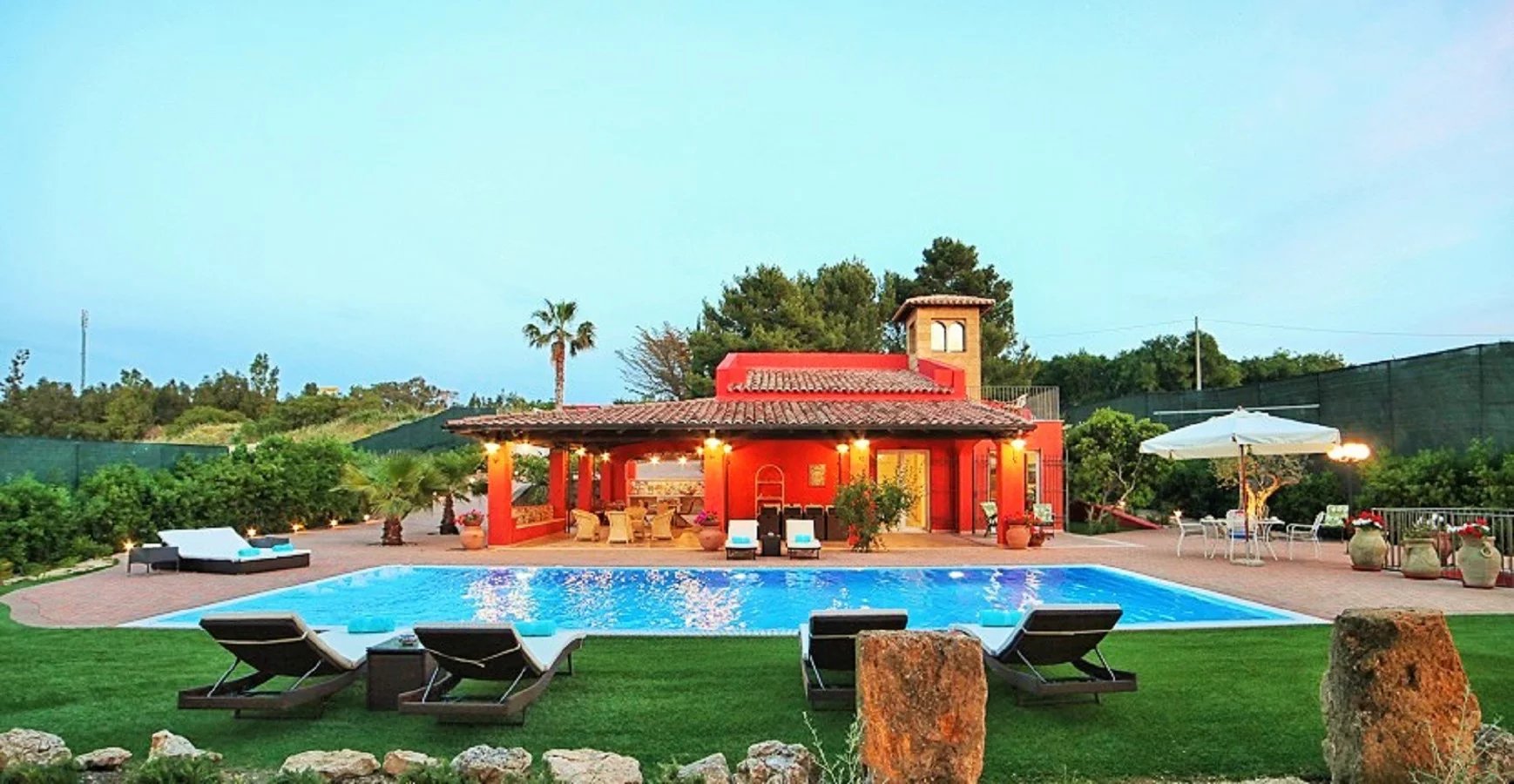 Villa in Ribera - view 1