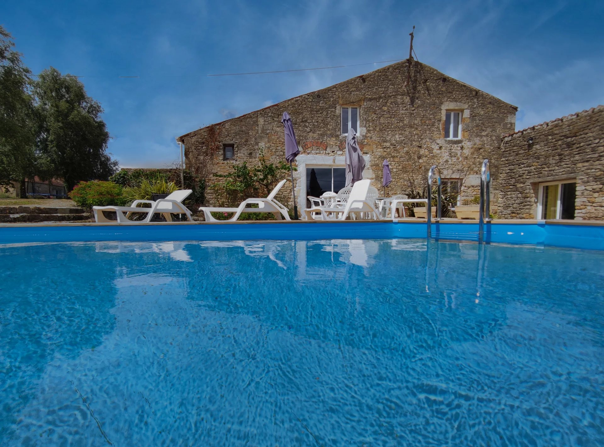 House in L'Hermenault - view 1