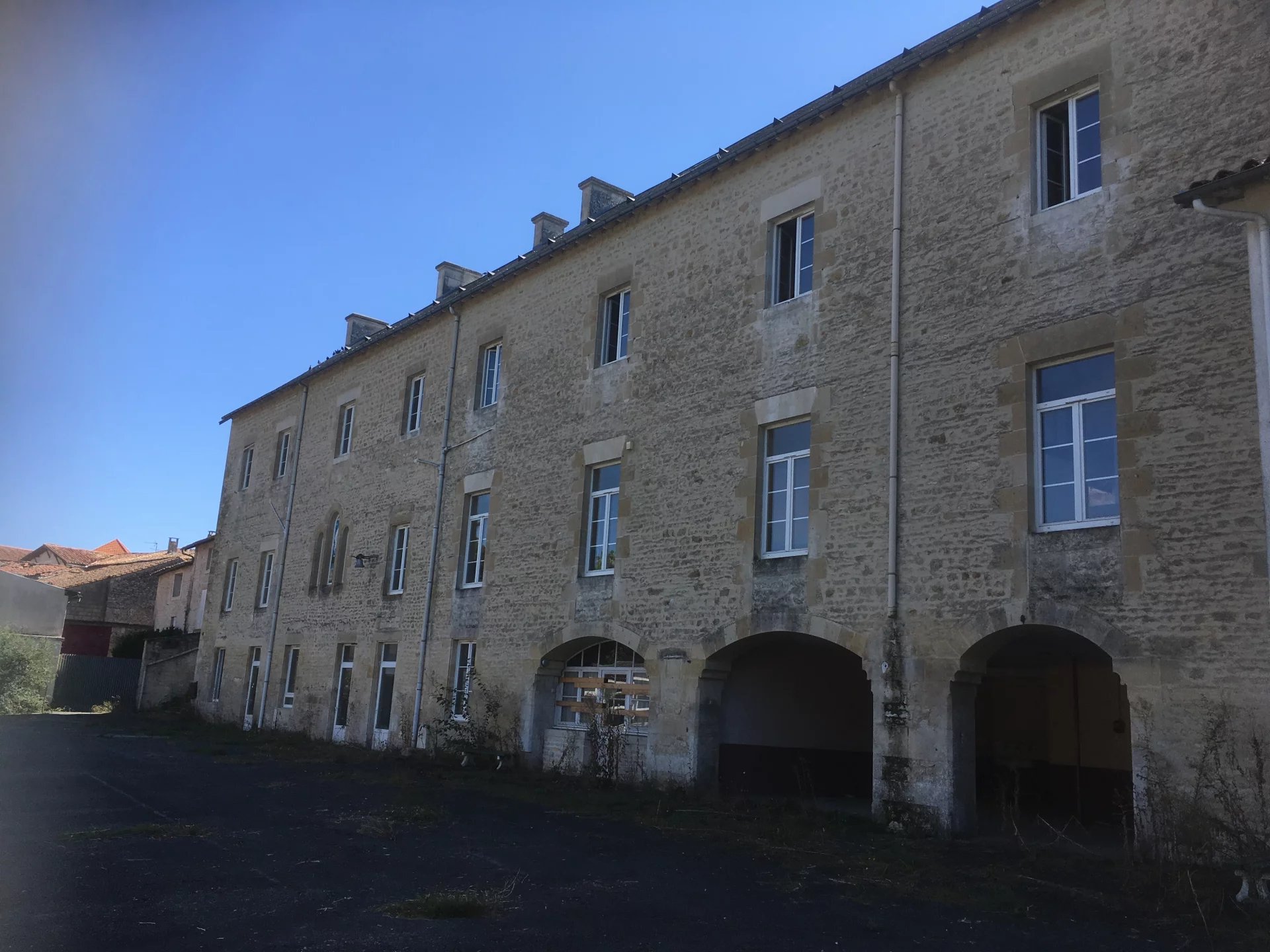 House in Chef-Boutonne - view 1