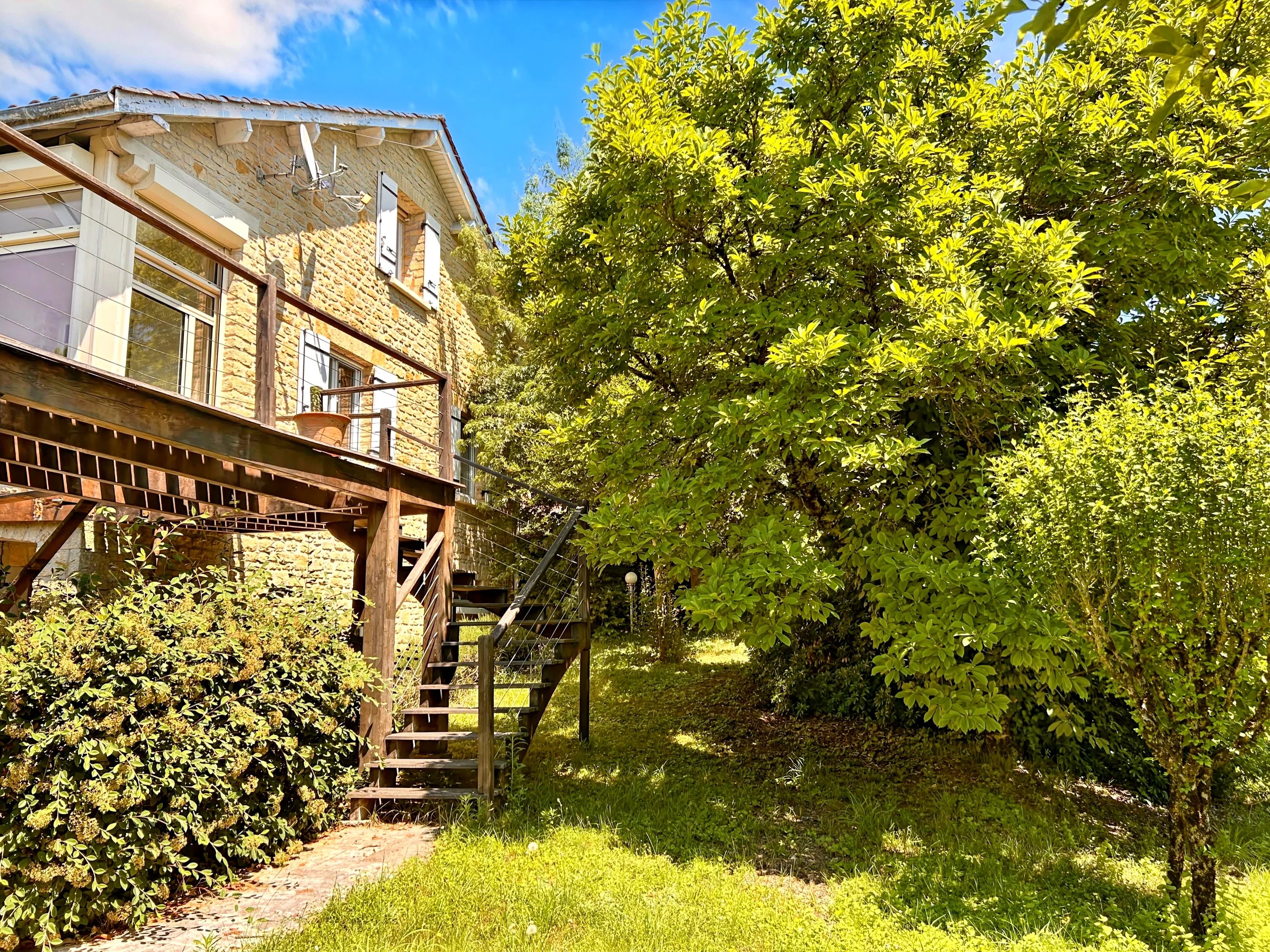 House in Arrondissement de Sarlat-la-Caneda - view 1