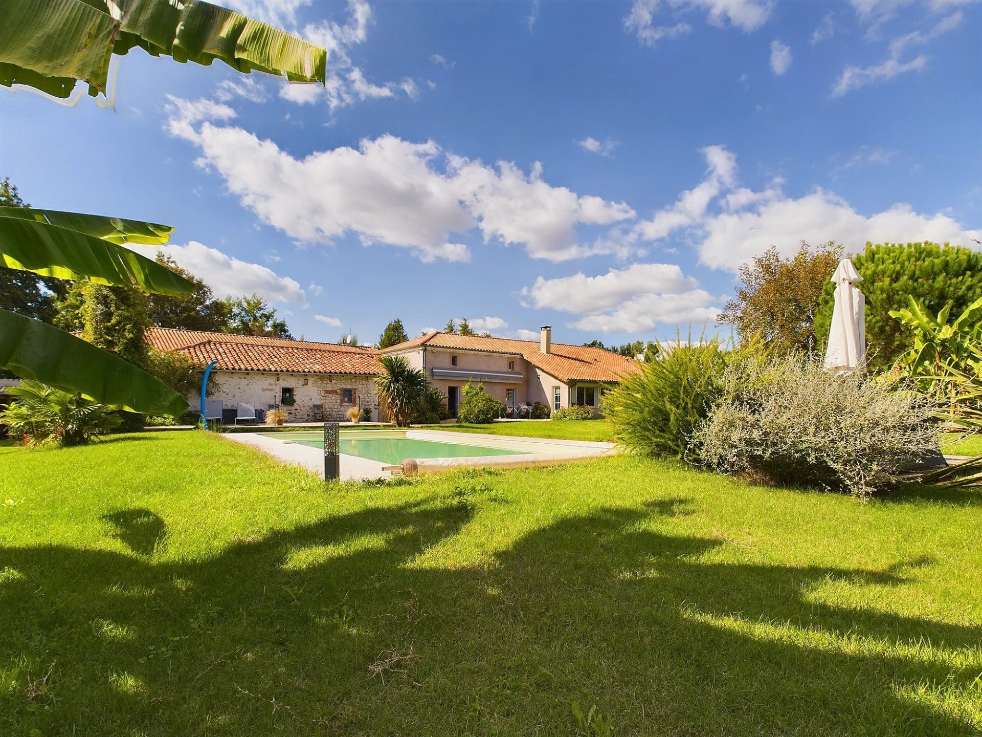 House in Saint-Sylvestre-sur-Lot - view 1