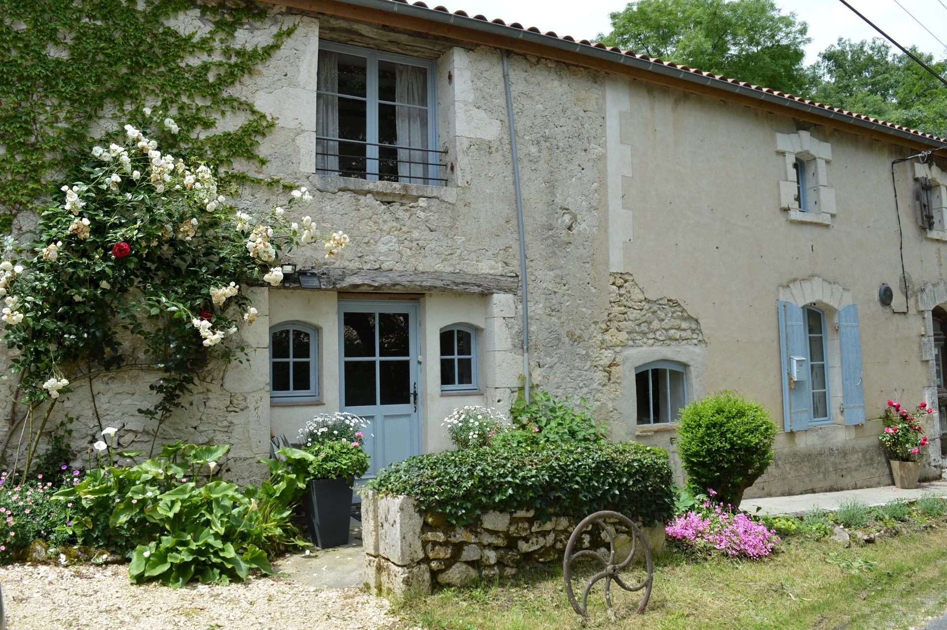 House in Duras - view 1