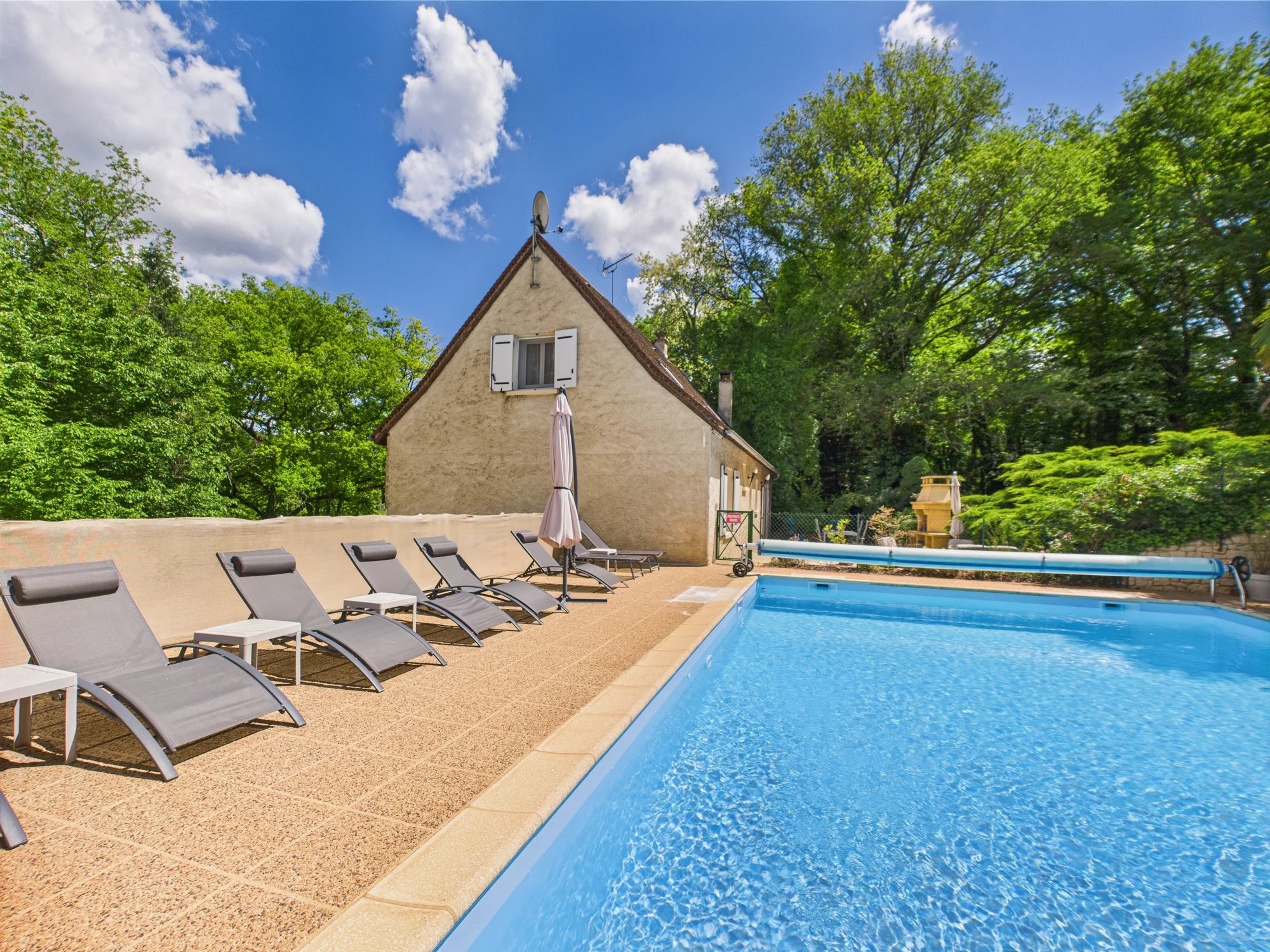 House in Arrondissement de Sarlat-la-Caneda - view 1