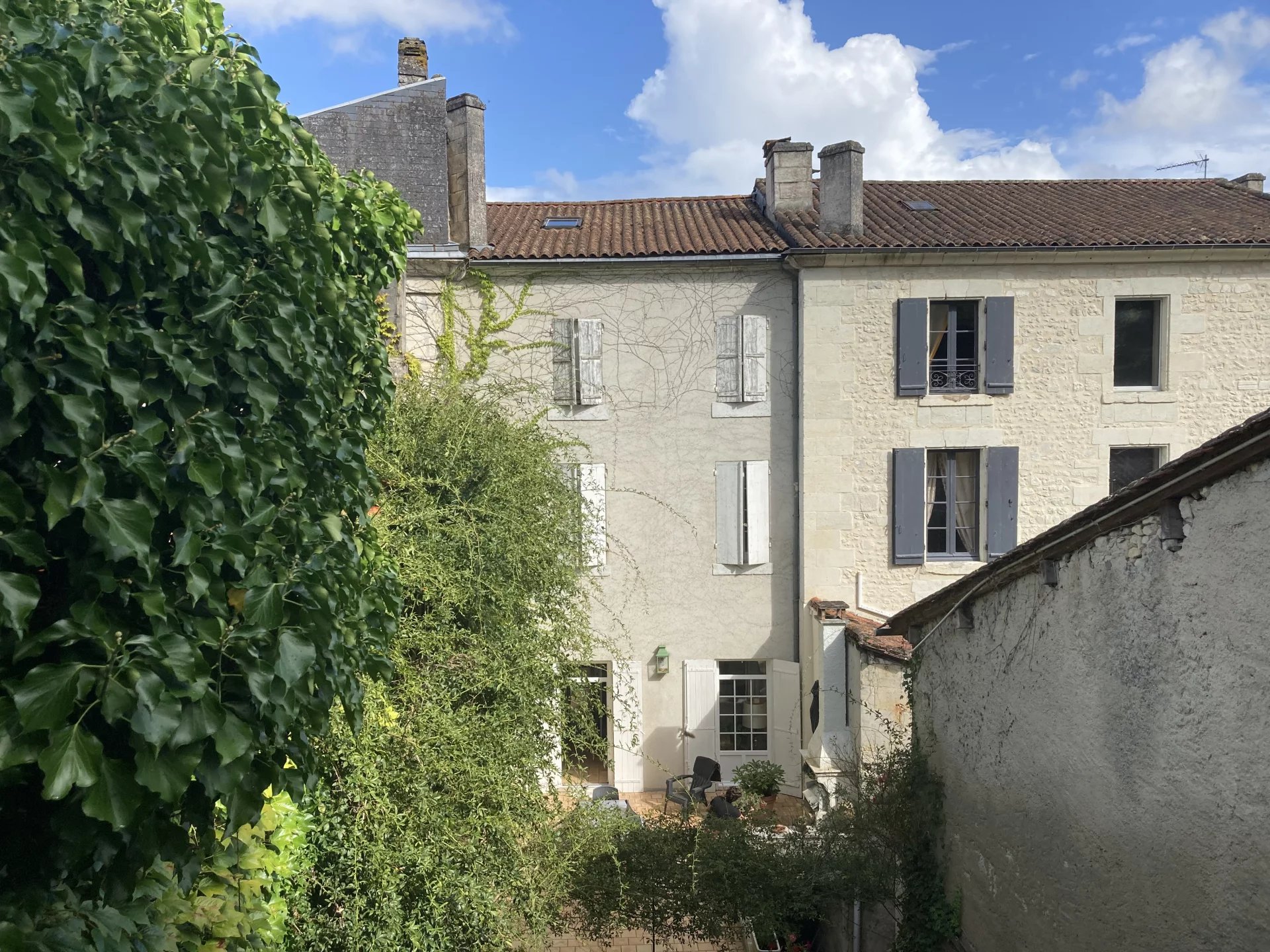 House in Chalais - view 1