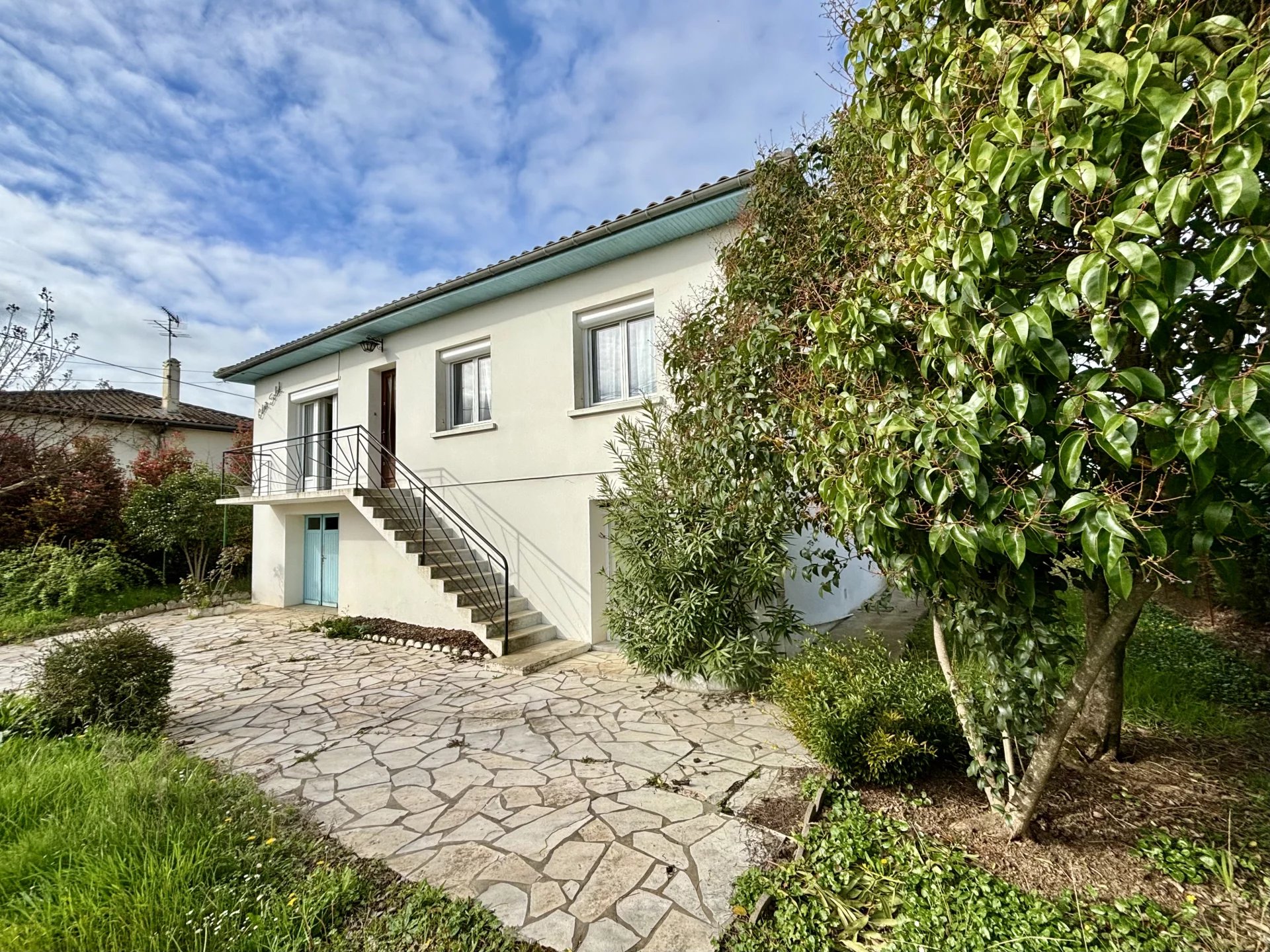 House in Bias - view 1