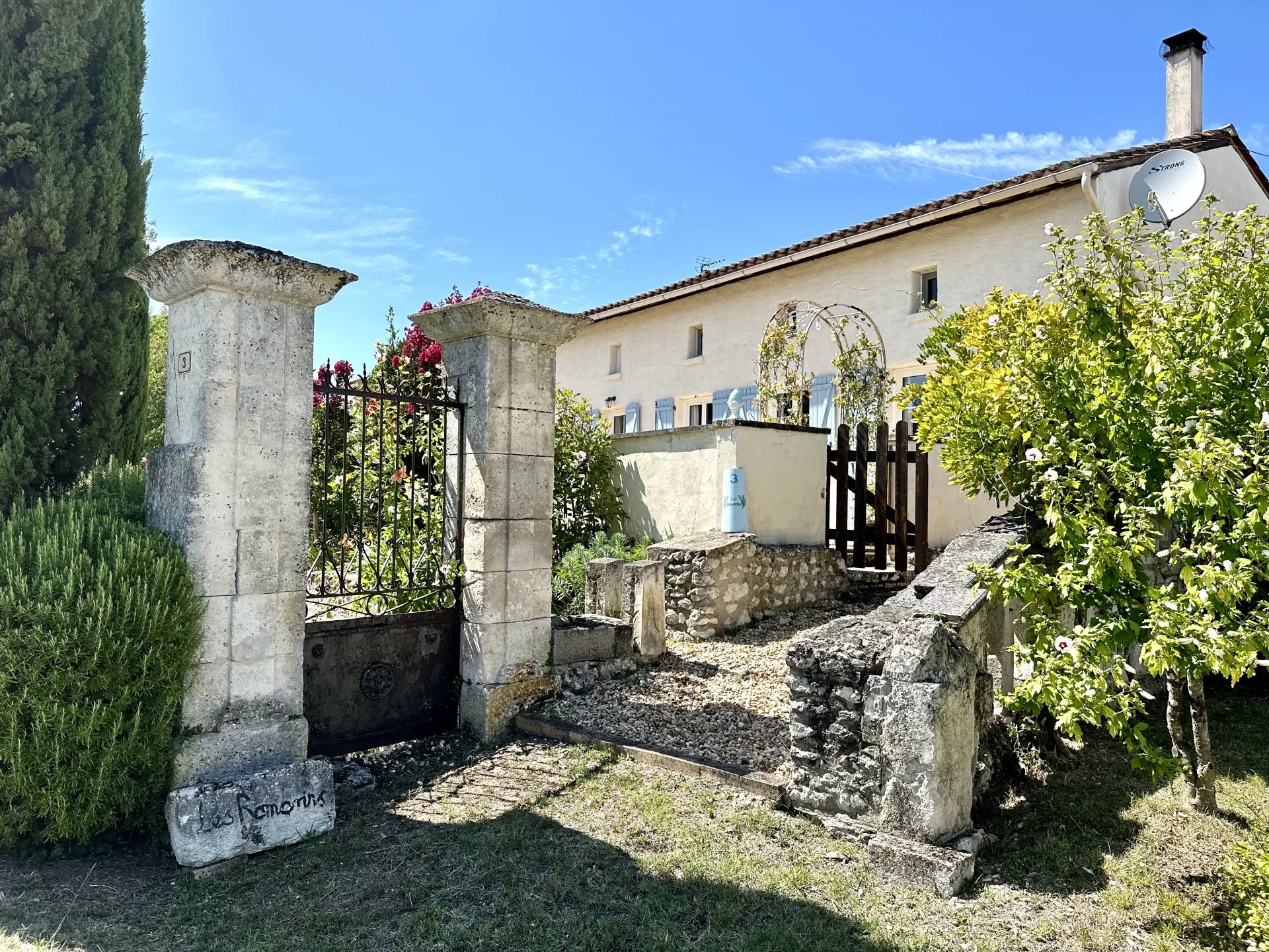 House in Bonnes - view 1