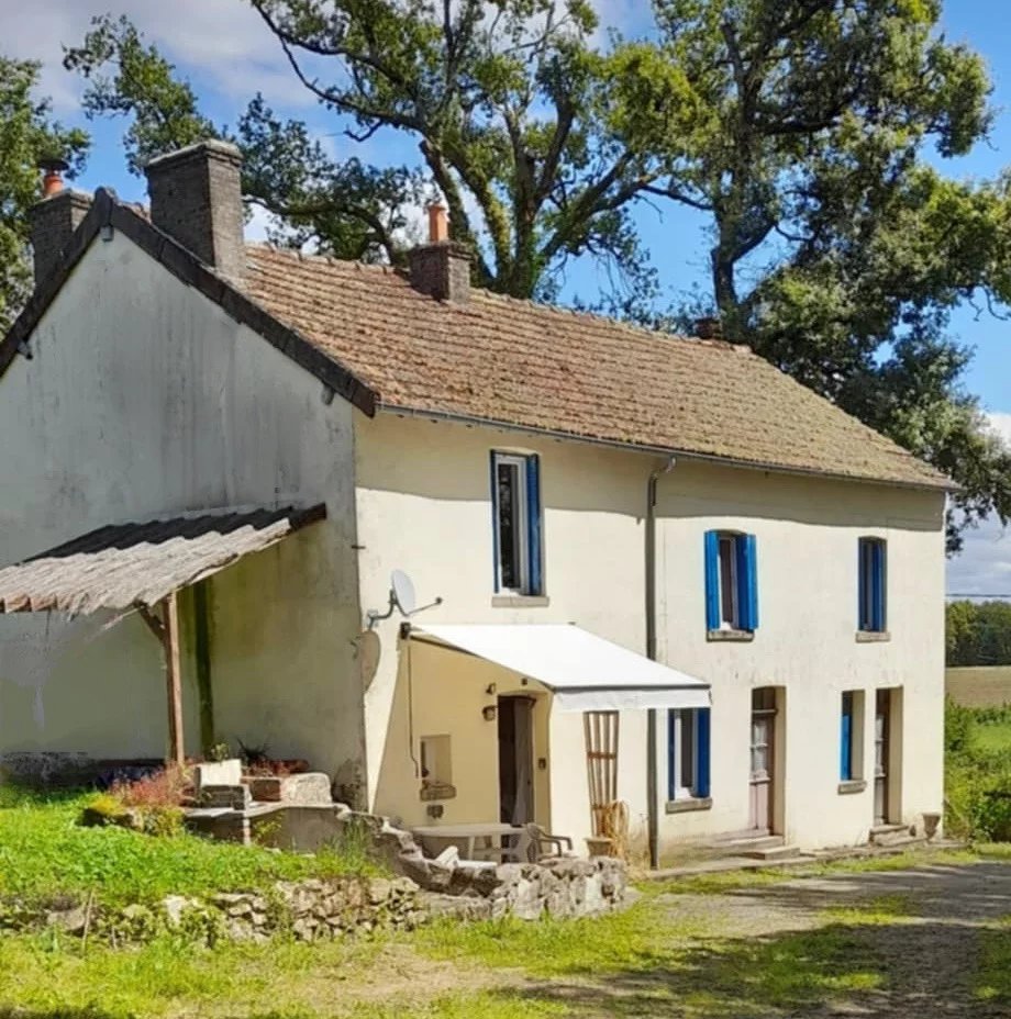 House in Saint-Dizier-Masbaraud - view 1