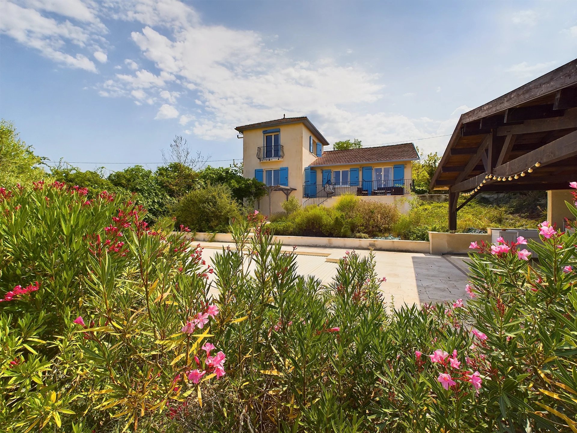 House in Tournon-d'Agenais - view 1
