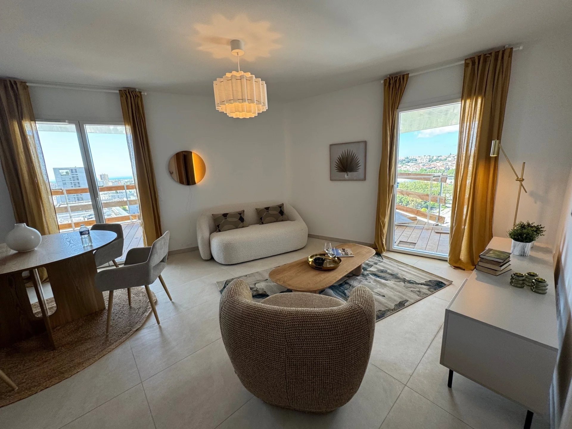 Apartment in Nice - view 1