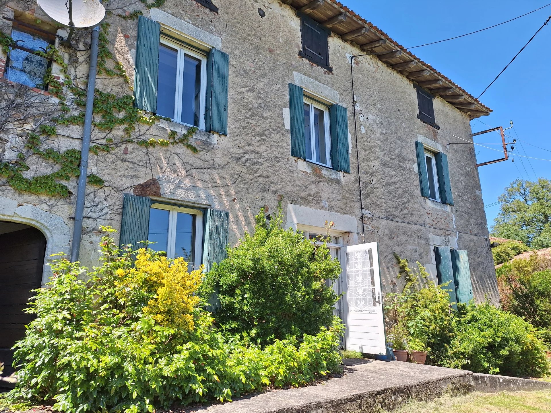 House in Manot - view 1