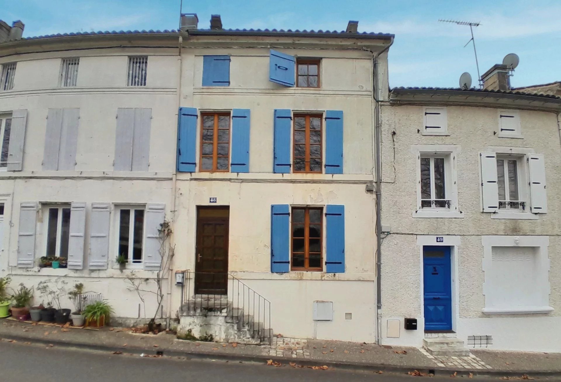 House in Jarnac - view 1